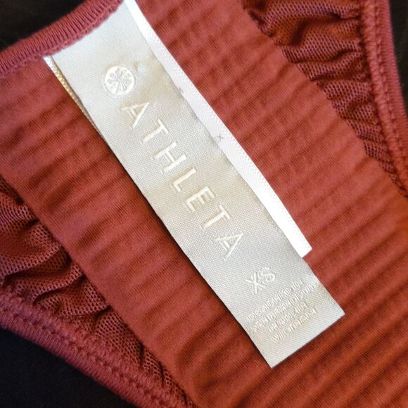 Athleta Bakasana racerback tank top, mauve dusty rose, sheer vents, XS - Picture 6 of 8